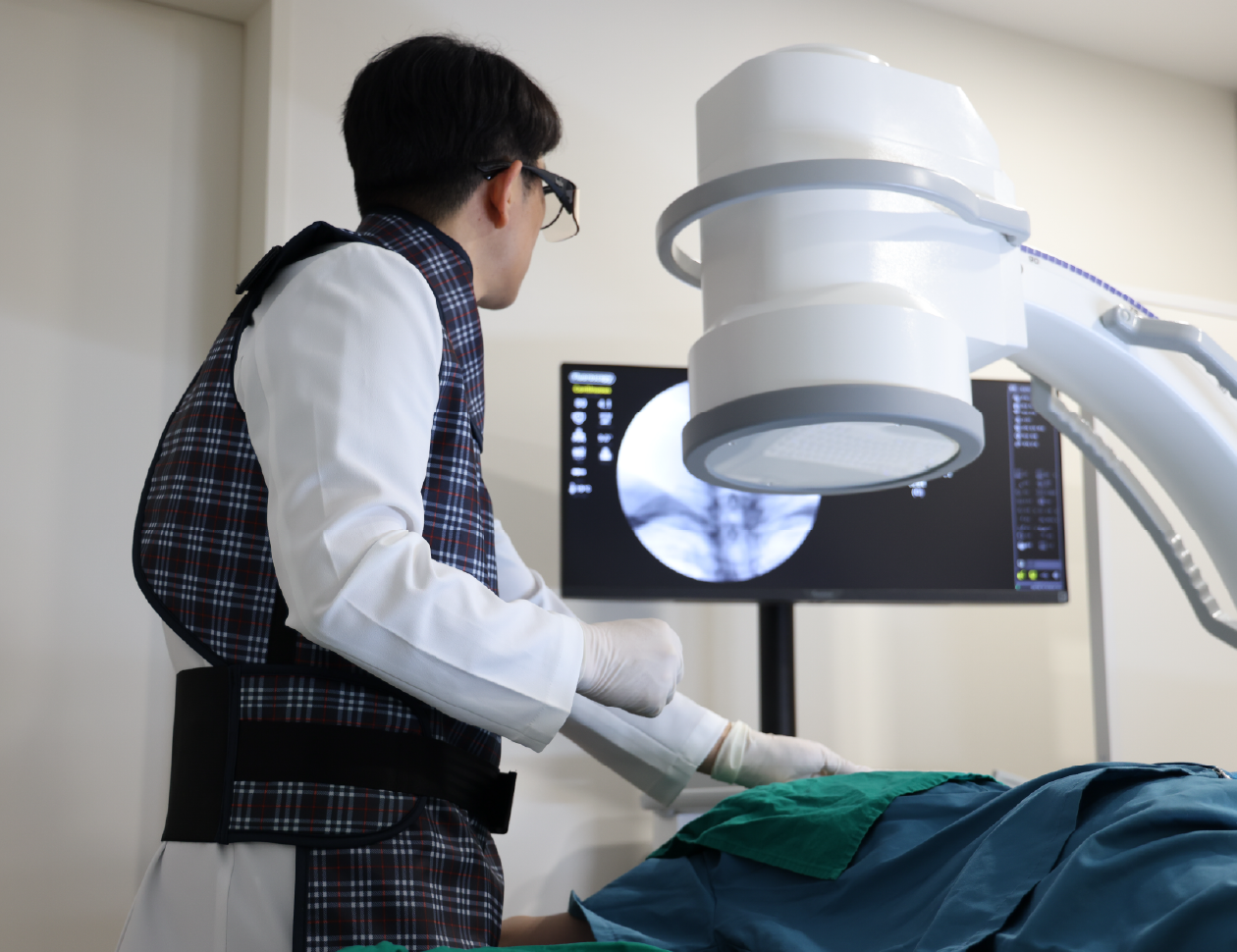 씨암 유도하 주사치료